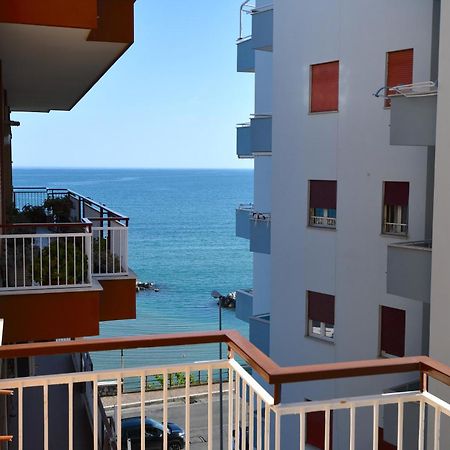 Lo Scorcio Sul Mare Apartment Formia Exterior foto